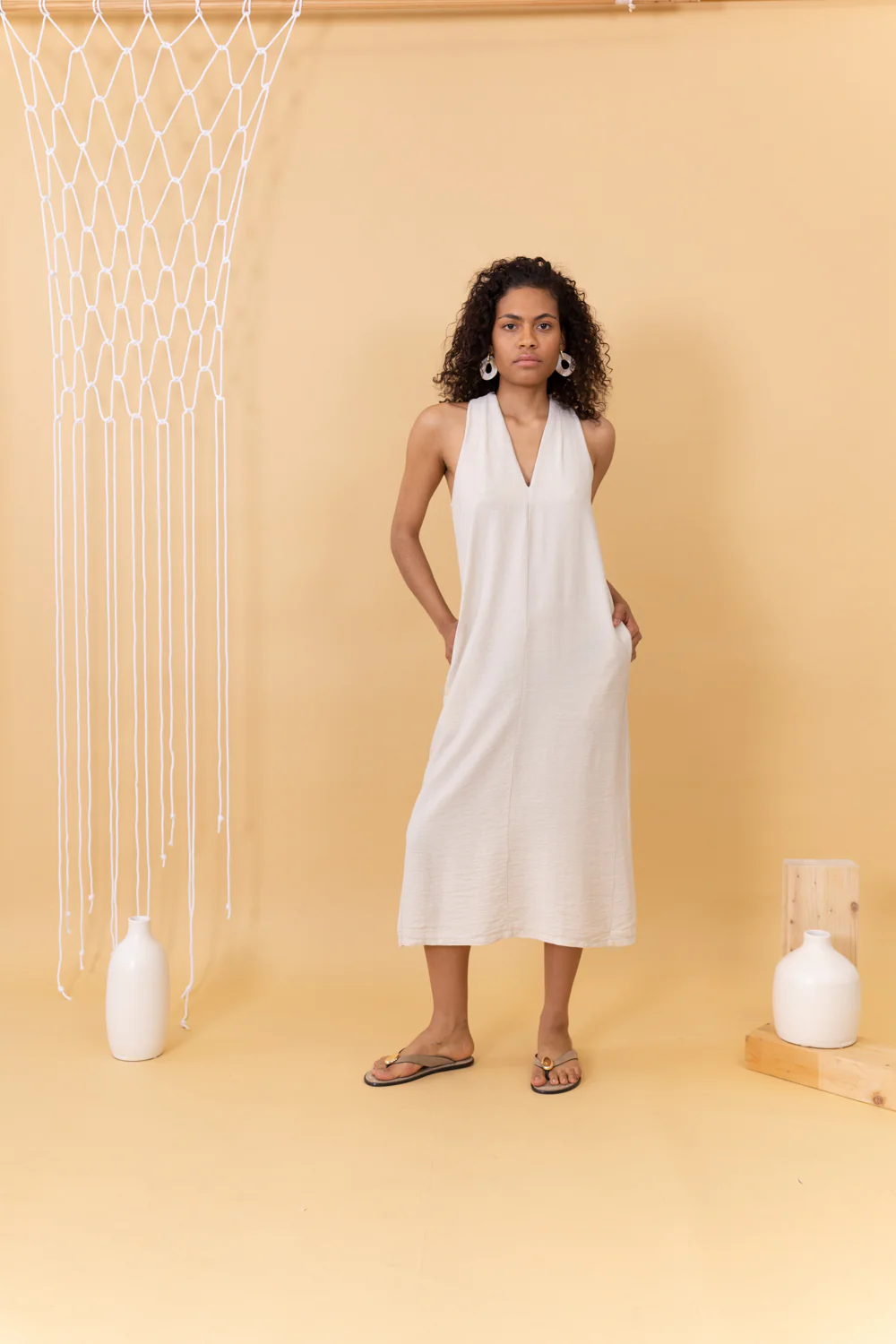 Vestido-midi-ripple-poems-PS1422-beige