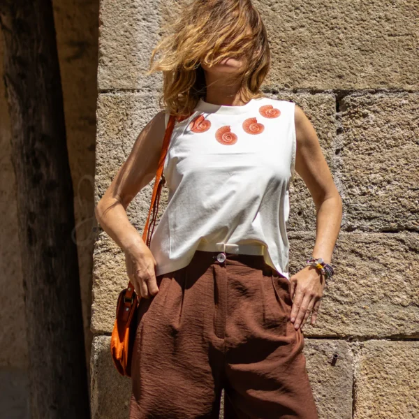 top-punto-bordado-caracolas-pepaloves-112278