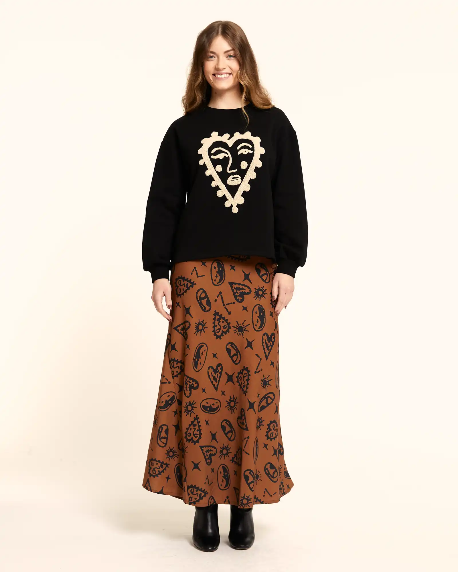 Sudadera_Corazón_negro_pepaloves_112384