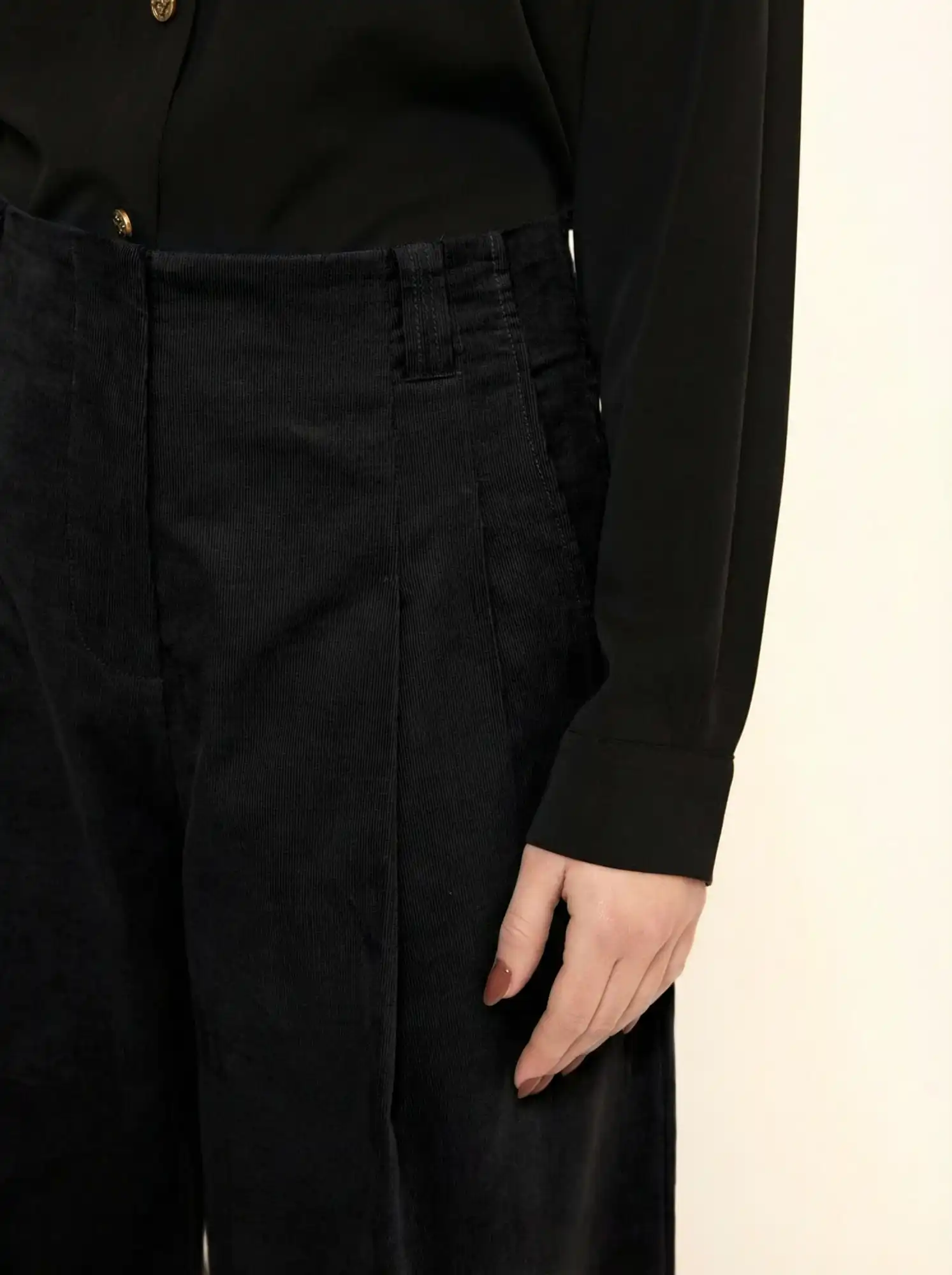 Pantalón_pana_fina_negro_Pepaloves_112400