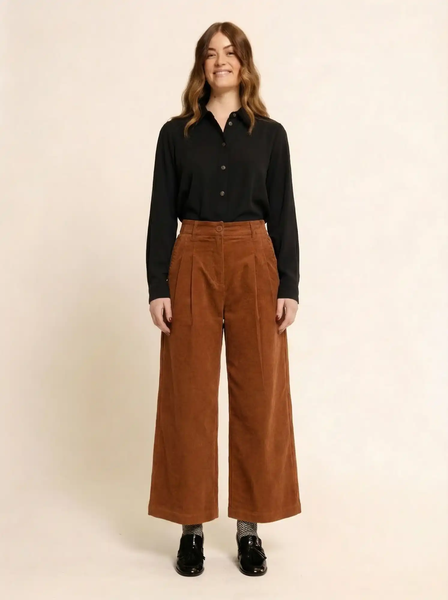 Pantalón_pana_fina_marrón_Pepaloves_112403
