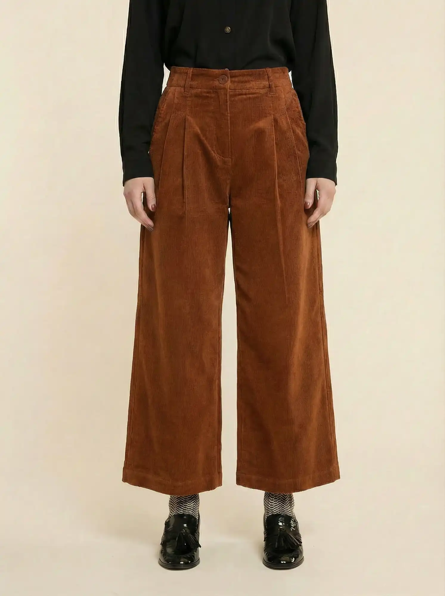 Pantalón_pana_fina_marrón_Pepaloves_112403