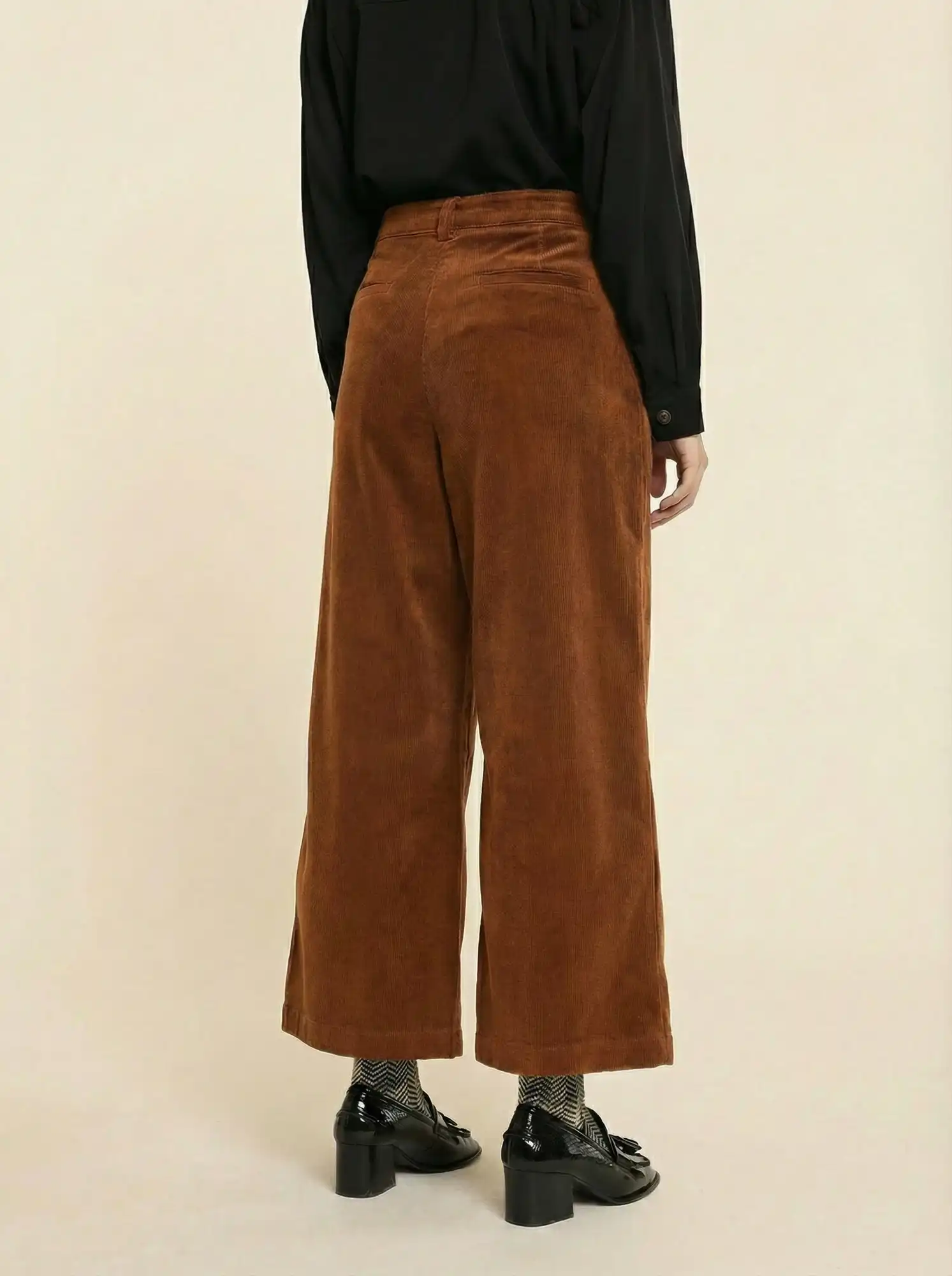 Pantalón_pana_fina_marrón_Pepaloves_112403
