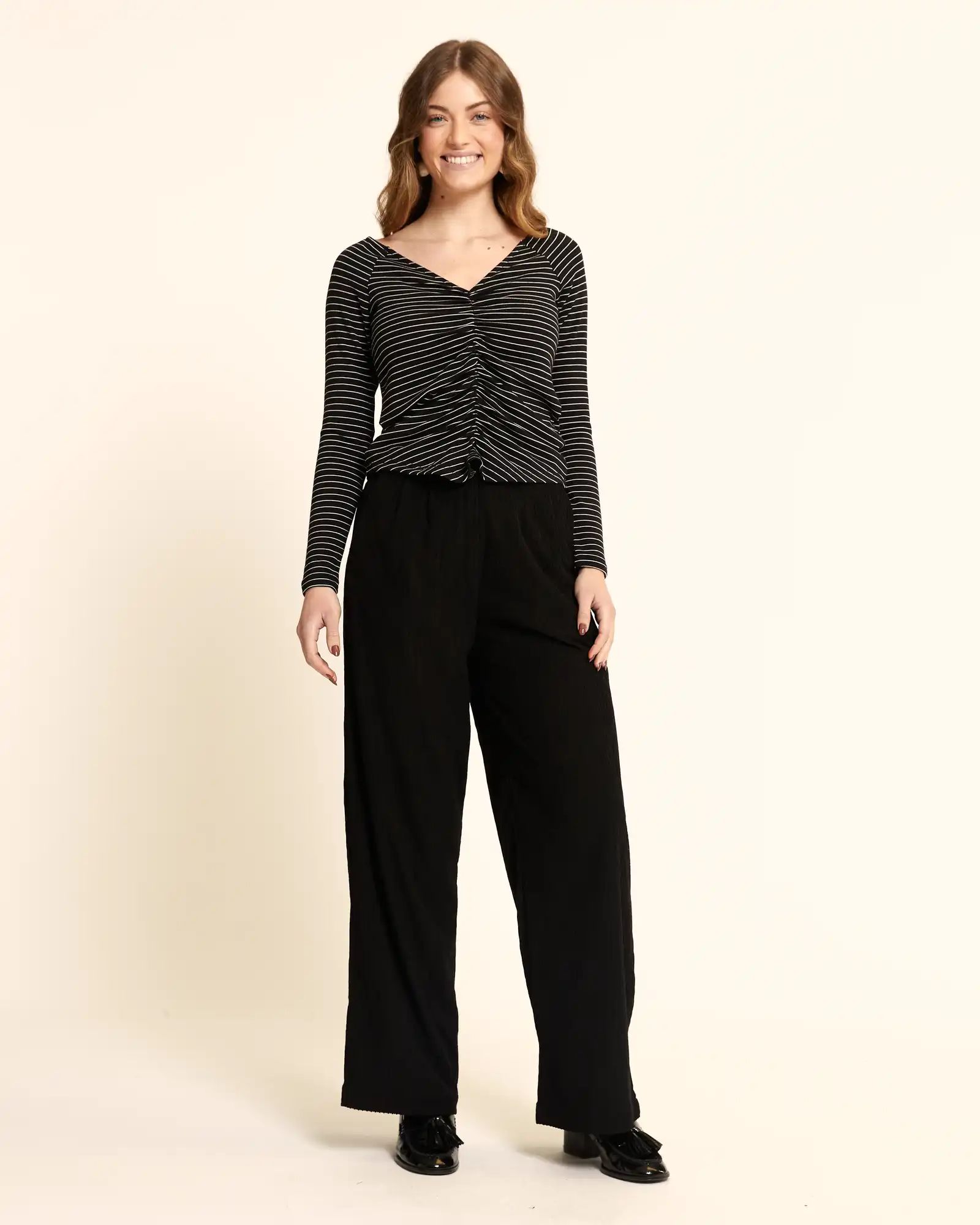 Pantalón_Pana_ancho_negro_Pepaloves_112467