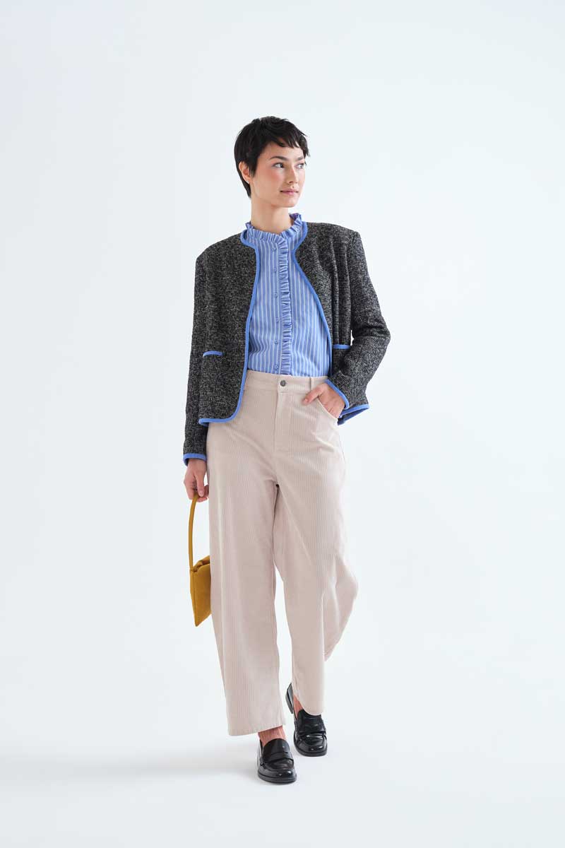 Camisa_rayas_azul_detalle_volantes_Compañía_fantastica_63C11088