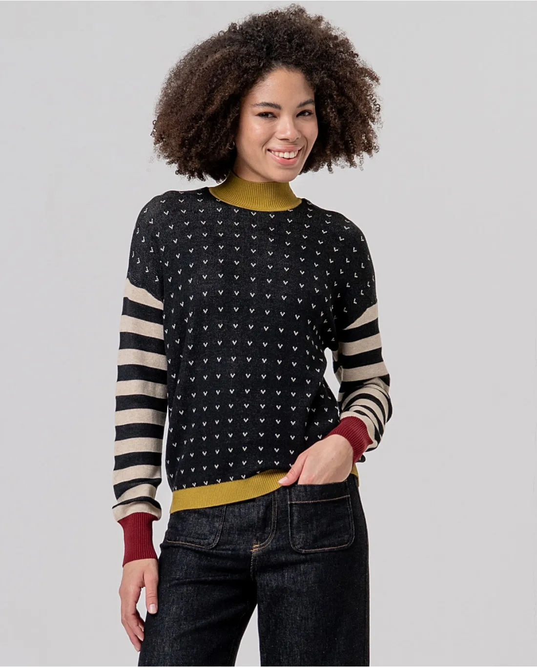 Jersey-cuello-perkins-negro-SURKANA-556FUNN232