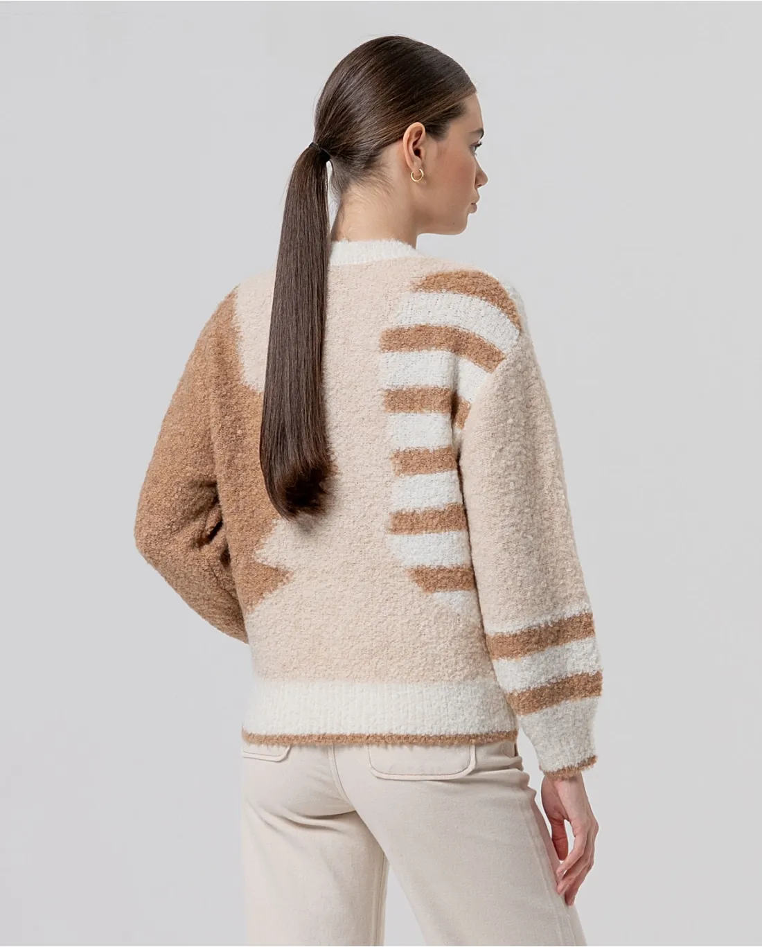 Jersey-cuello-redondo-intarsia-SURKANA-556TABO231