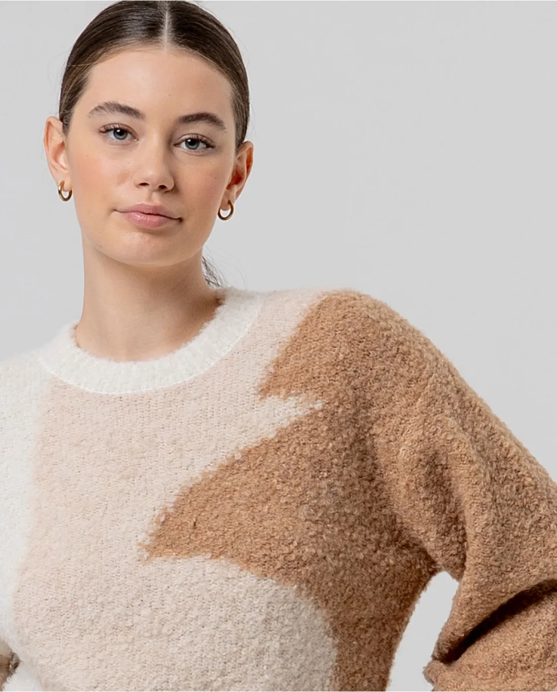 Jersey-cuello-redondo-intarsia-SURKANA-556TABO231