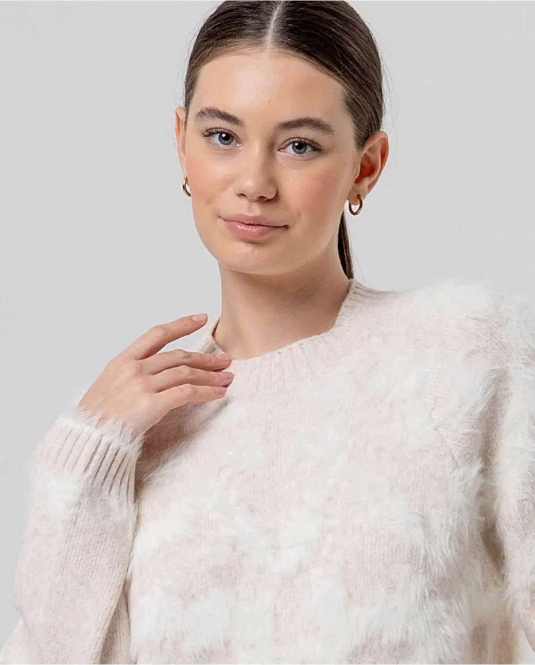Jersey-cuello-redondo-jacquard-crudo-SURKANA-566SAFE231