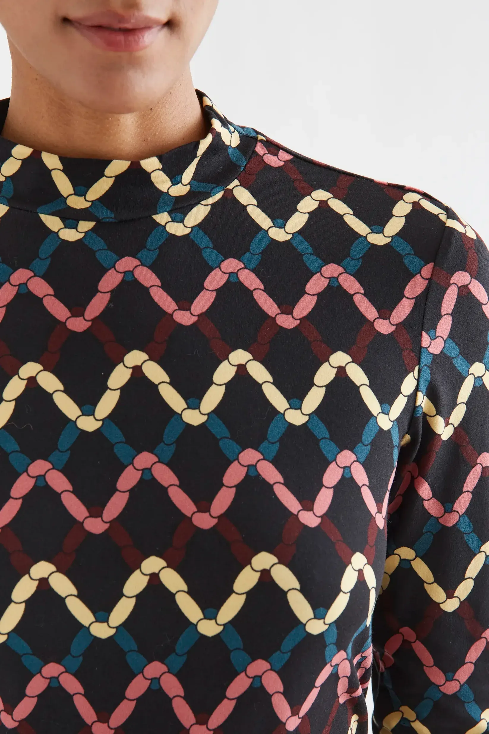 Camiseta-estampado-Skein-Compañía-Fantástica-64C_11158